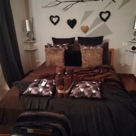 Garda House Hotell Sandra Exteriör bild
