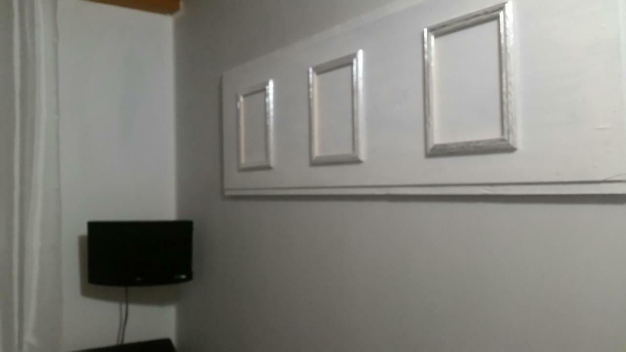 Garda House Hotell Sandra Exteriör bild