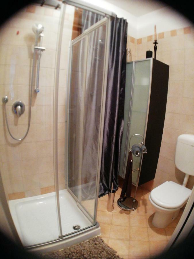 Garda House Hotell Sandra Exteriör bild