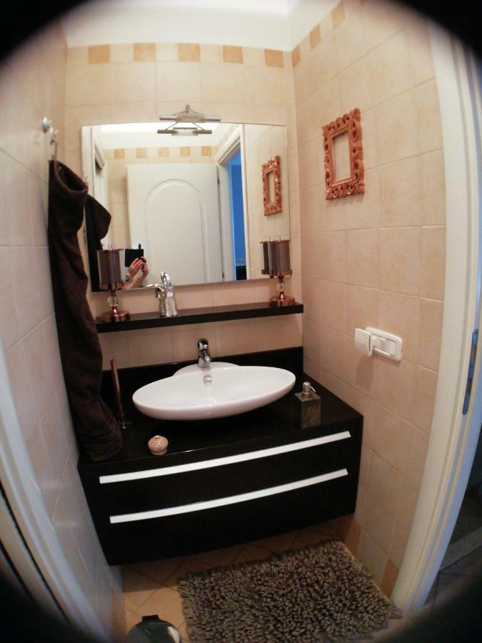 Garda House Hotell Sandra Exteriör bild