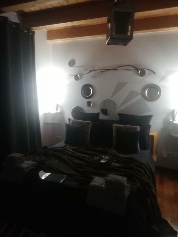 Garda House Hotell Sandra Exteriör bild