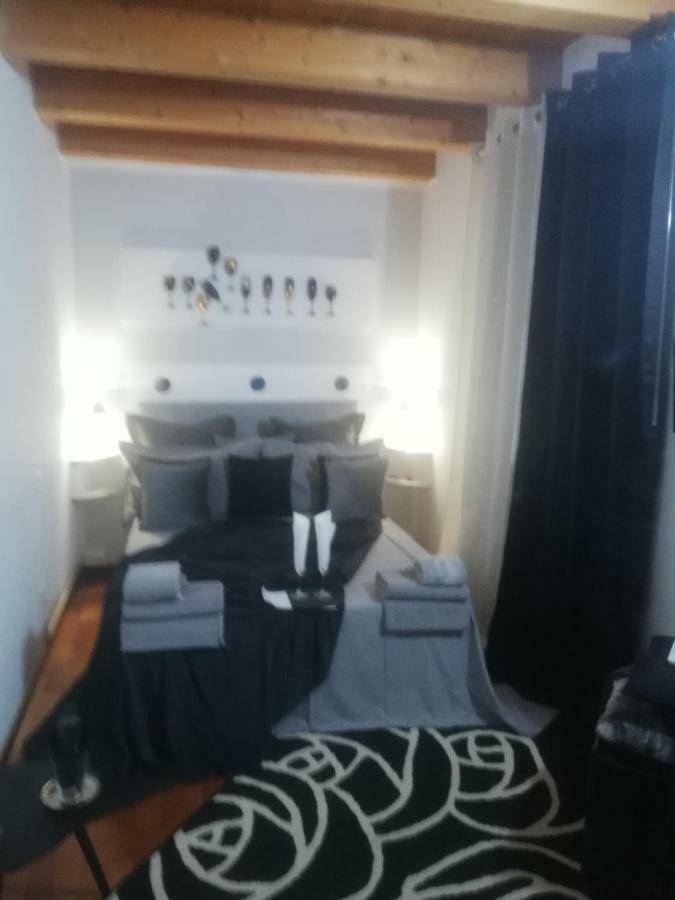 Garda House Hotell Sandra Exteriör bild