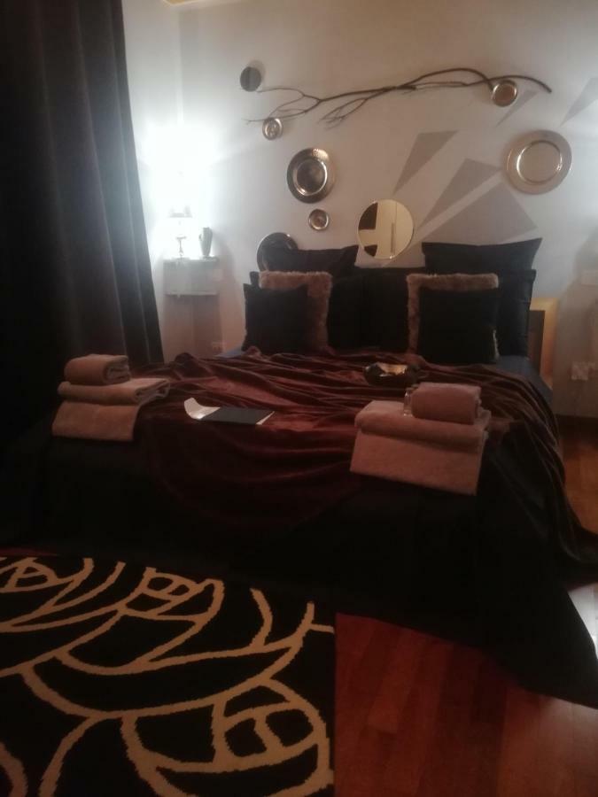 Garda House Hotell Sandra Exteriör bild