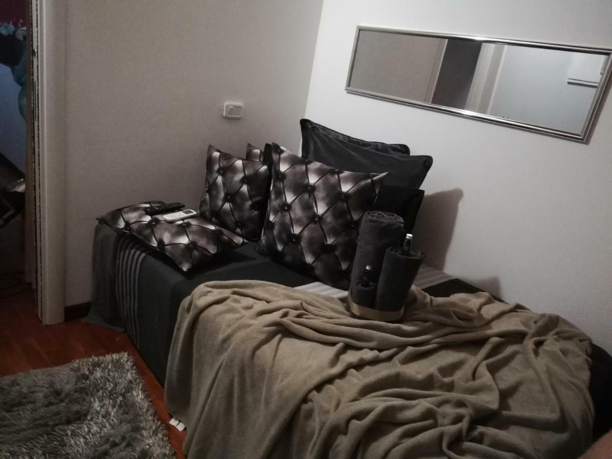 Garda House Hotell Sandra Exteriör bild