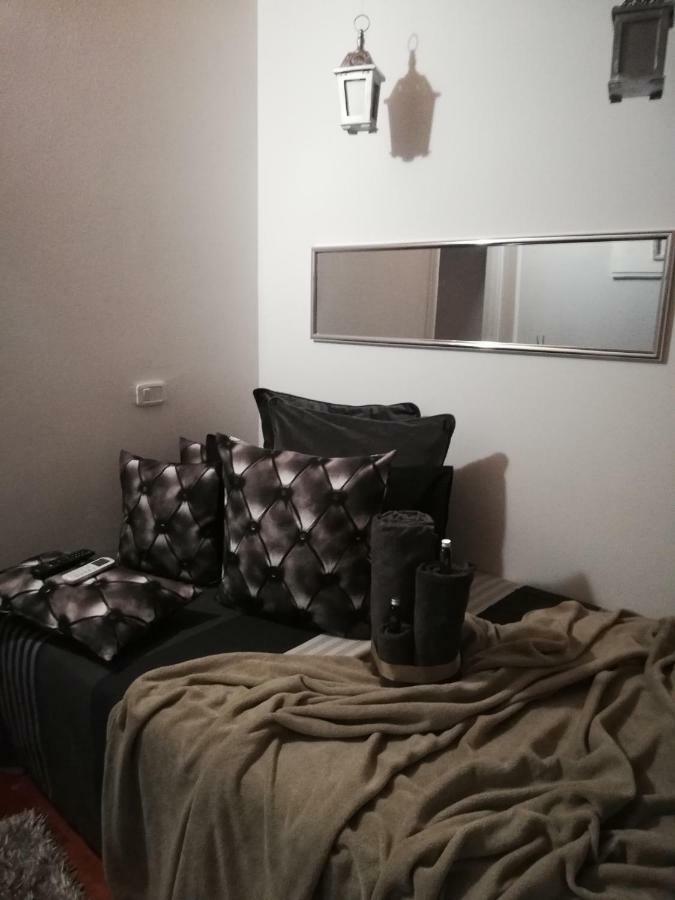 Garda House Hotell Sandra Exteriör bild