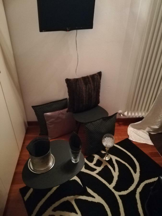 Garda House Hotell Sandra Exteriör bild