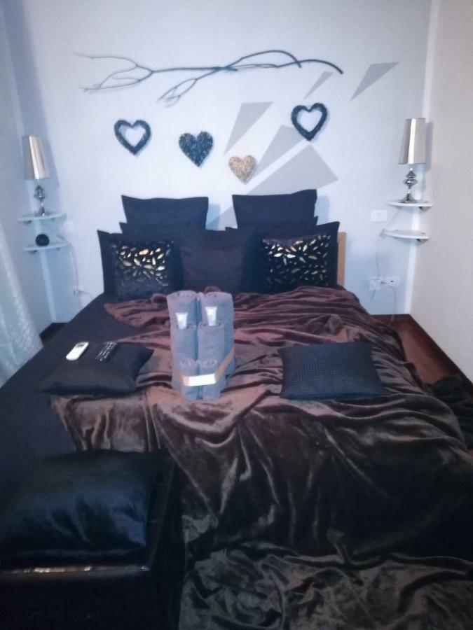 Garda House Hotell Sandra Exteriör bild