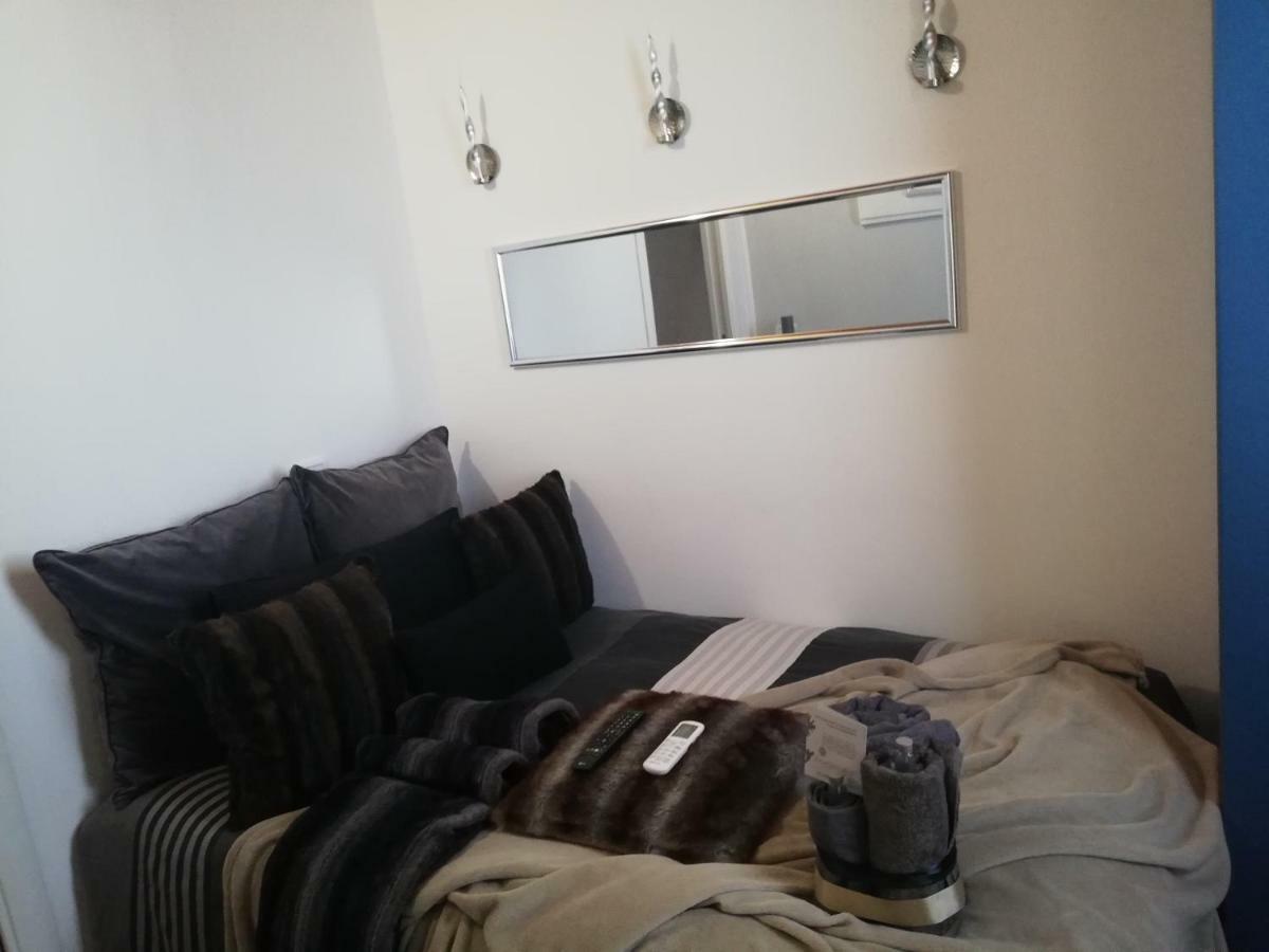 Garda House Hotell Sandra Exteriör bild